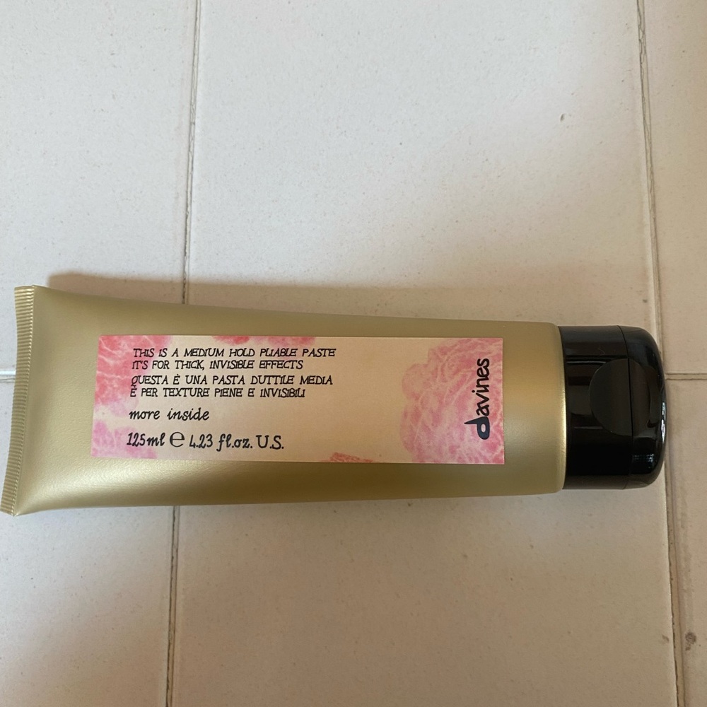 Davines pliable paste